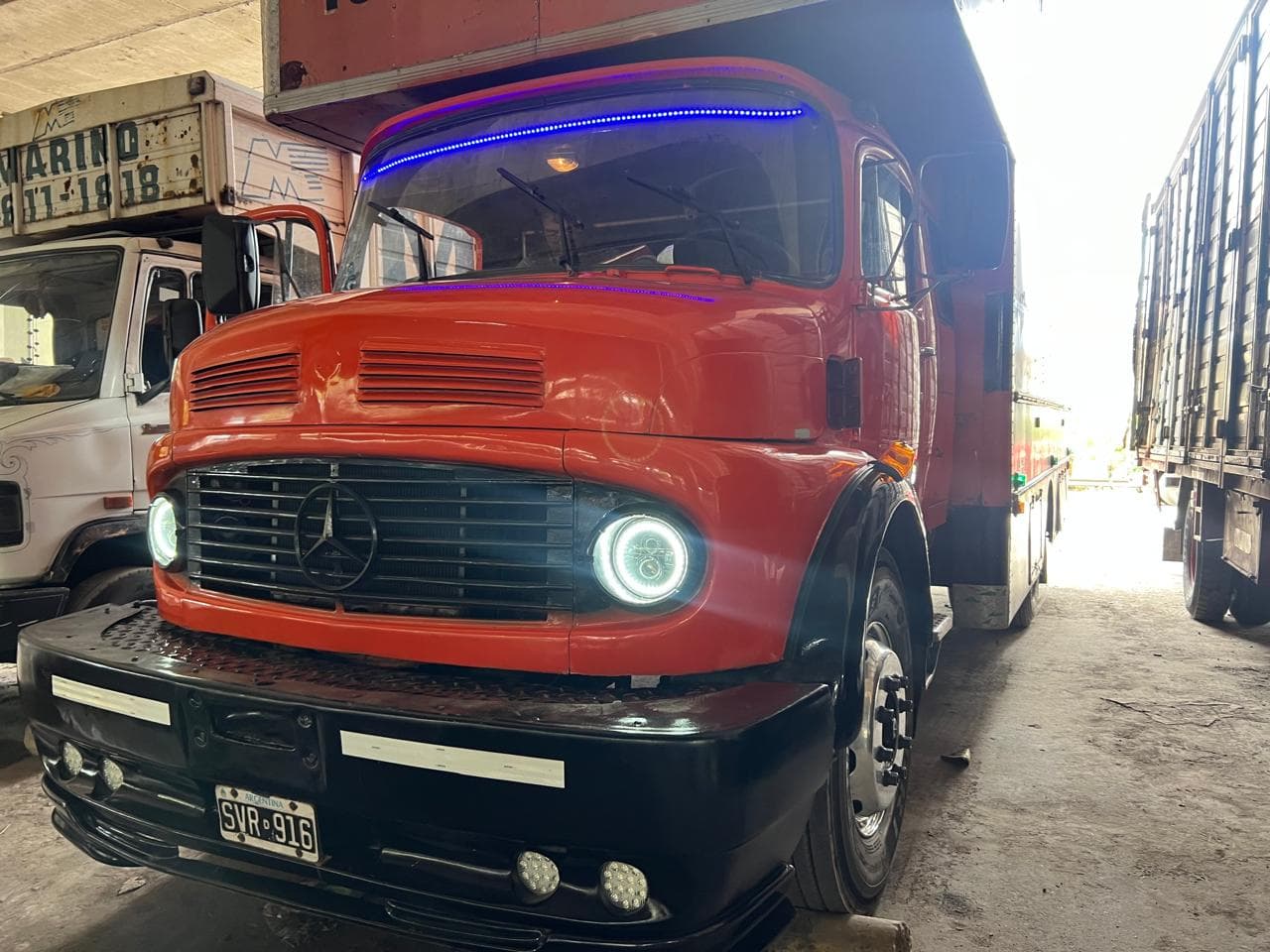 Camión propio de La Mudanza - Mercedes Benz para mudanzas en CABA y GBA